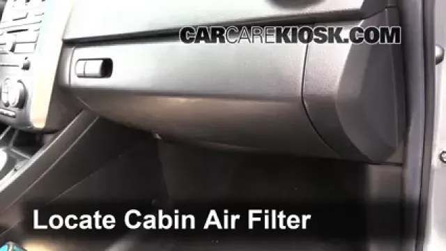 2011 Mazda CX-7 Sport 2.5L 4 Cyl. Filtre à air (intérieur) Changement